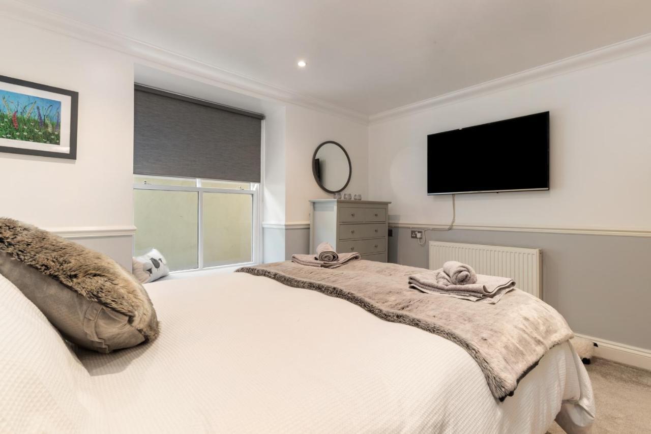 3 South Beach Court - Cosy Seafront Apartment Tenby Exterior foto