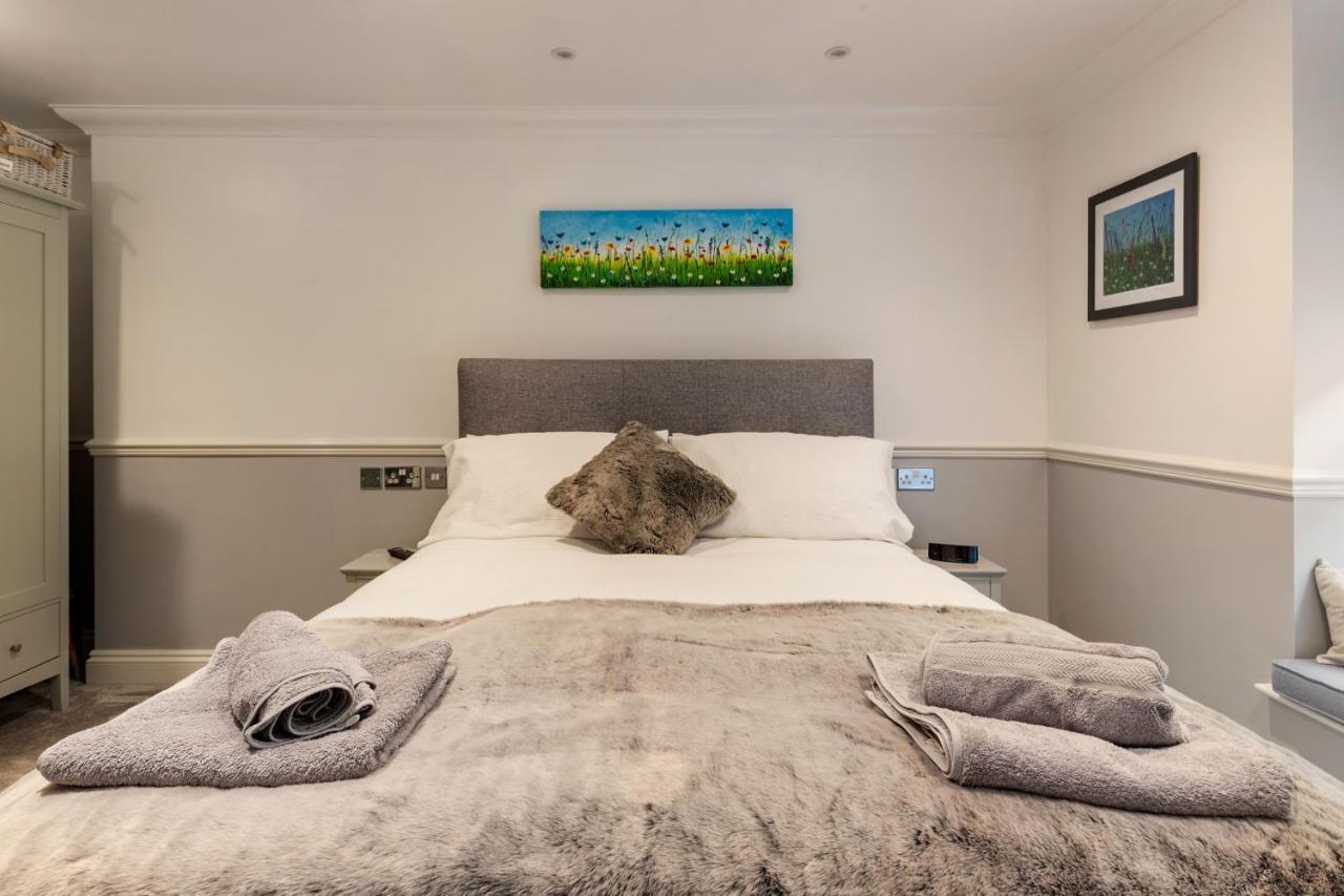 3 South Beach Court - Cosy Seafront Apartment Tenby Exterior foto